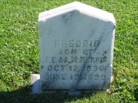 Freddie Morris gravestone