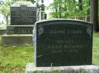 Annie T. (Noyes) Evans gravestone