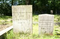 William Moulton and Jeremiah Haskell, Jr. gravestones