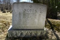 Charles Noyes family monument