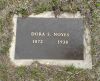 Dora (Snowman) Noyes gravestone