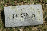 Edwin H. Noyes footstone
