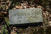 Lawrence A. Noyes gravestone