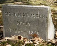 Marion Atkinson Noyes gravestone