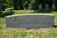 Russell Tenney & Madeline Persis (Goodwin) Noyes gravestone